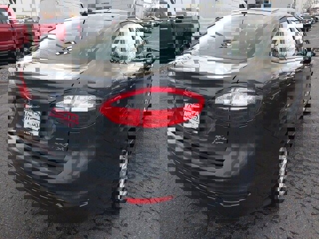 Certified 2018 Ford Fiesta SE image 8