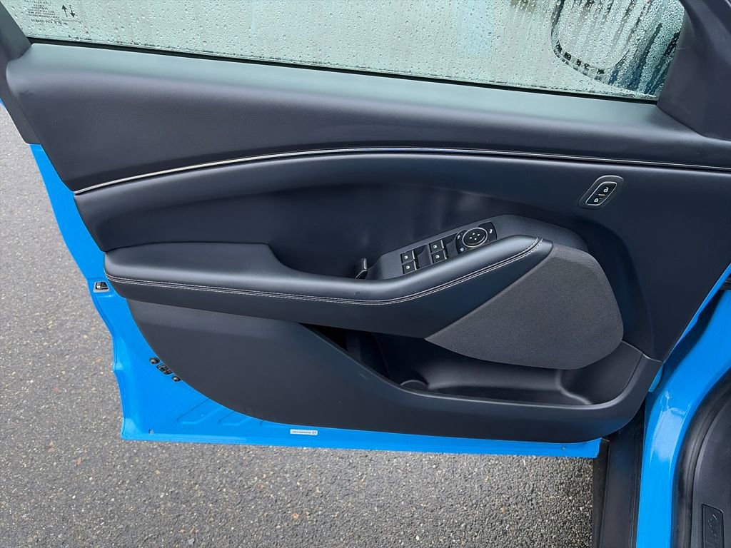 Certified 2023 Ford Mustang Mach-E Select image 13