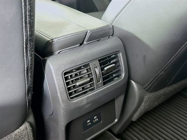 Used 2021 Nissan Rogue SV w/ Premium Package image 30