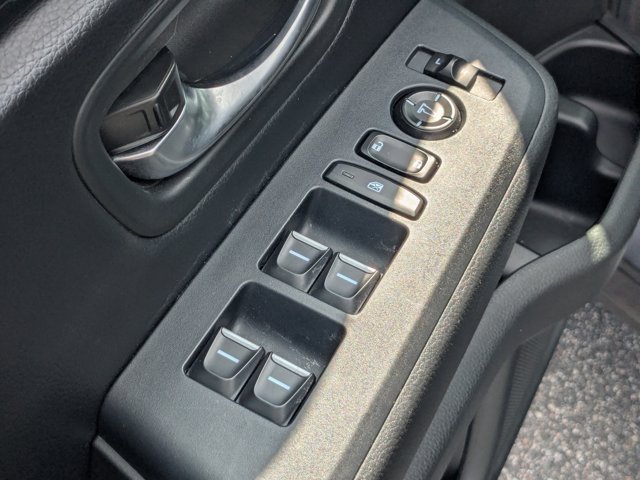 Used 2024 Honda Pilot Touring image 16