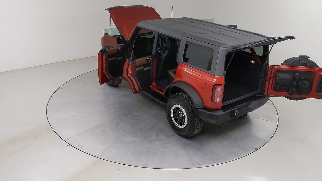 Certified 2022 Ford Bronco Outer Banks w/ Sasquatch Package AWD/4WD image 52