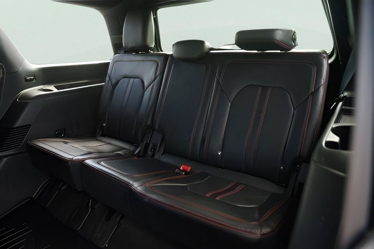 Certified 2021 Ford Expedition Limited AWD/4WD image 15