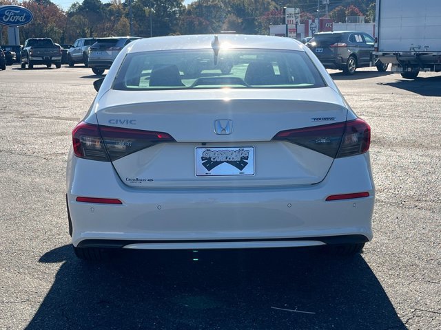 Used 2024 Honda Civic Touring image 4