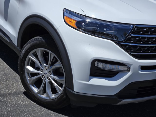 Certified 2023 Ford Explorer XLT w/ Equipment Group 202A AWD/4WD image 9