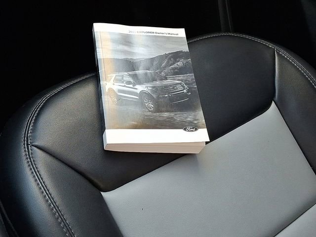 Certified 2022 Ford Explorer XLT w/ Equipment Group 202A image 27