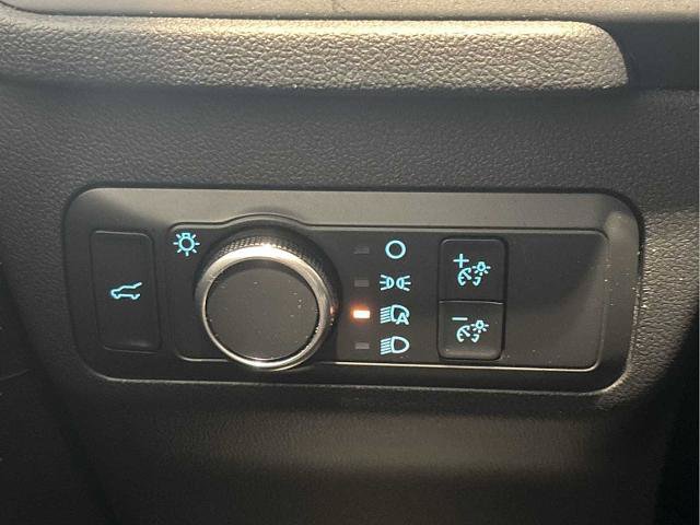 Certified 2022 Ford Escape SE w/ SE Sport Appearance Package AWD/4WD image 16