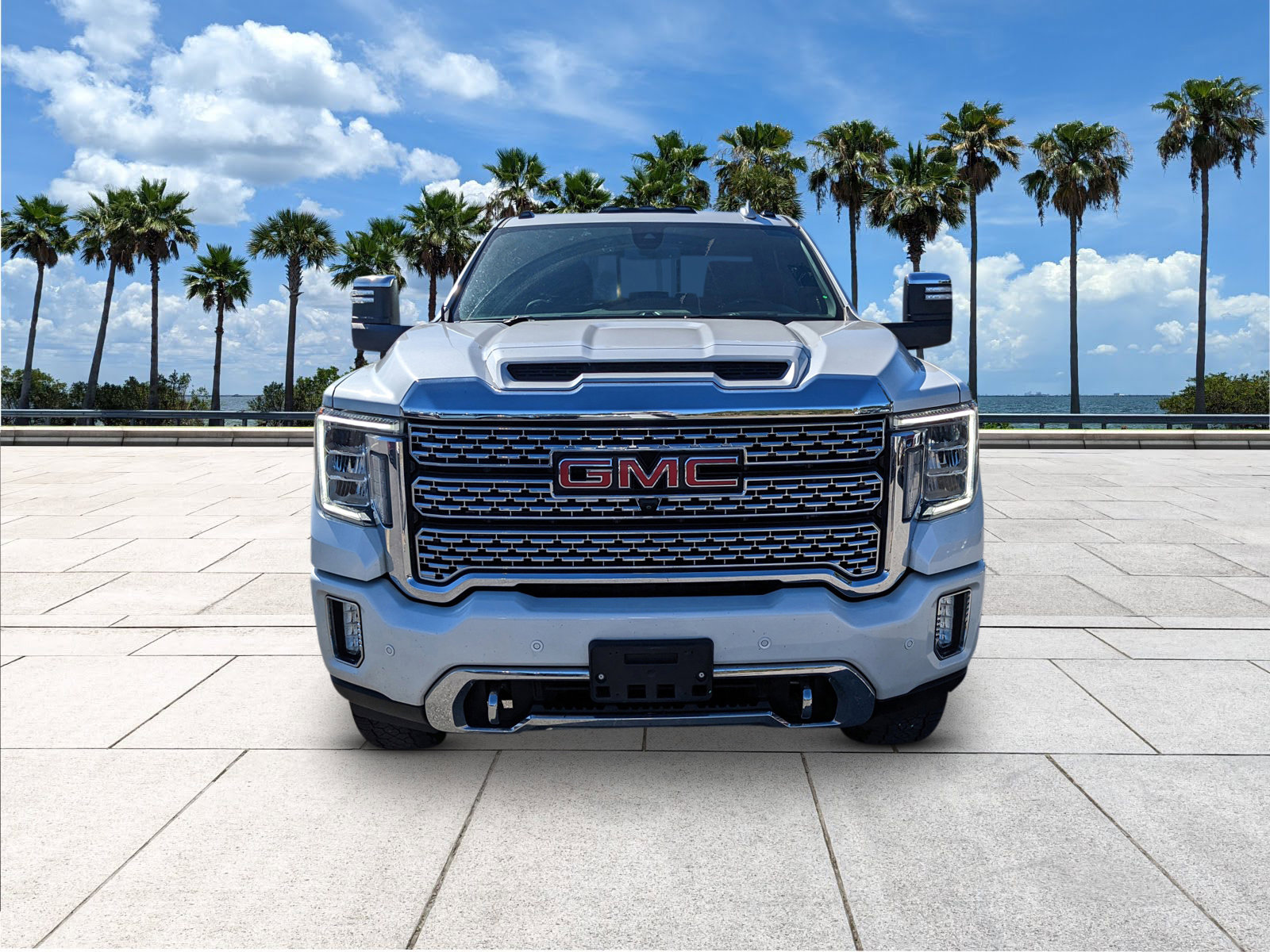 Used 2022 GMC Sierra 2500 Denali image 3