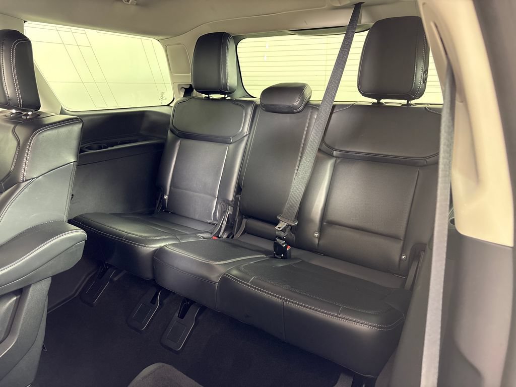 Certified 2025 Ford Expedition Platinum AWD/4WD image 32
