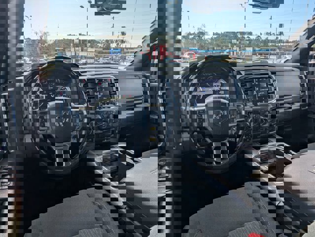 Used 2021 RAM 1500 Classic Warlock w/ Luxury Group image 29