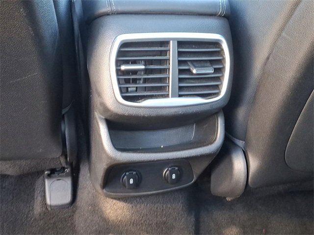 Used 2019 Hyundai Santa Fe Limited image 11