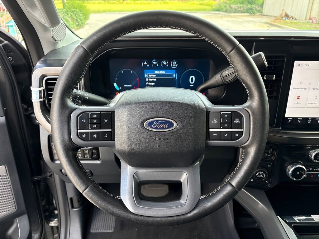 Certified 2025 Ford F250 Lariat w/ Tremor Off-Road Package AWD/4WD image 16