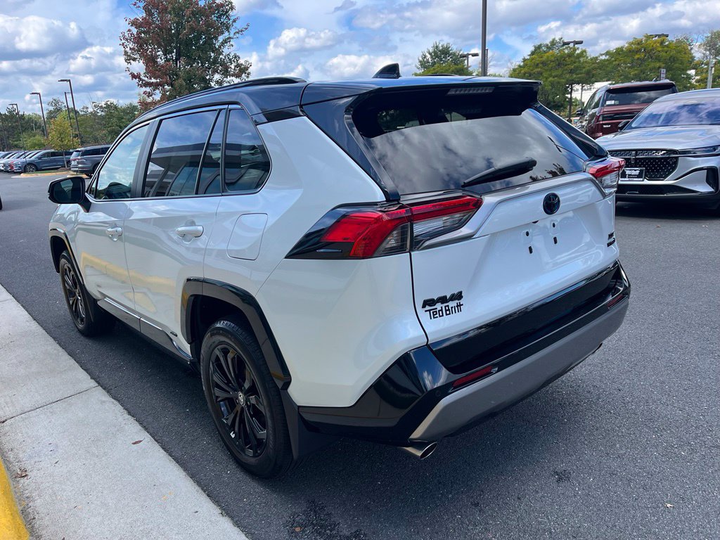 Used 2024 Toyota RAV4 XSE w/ Advanced Technology Package AWD/4WD image 7