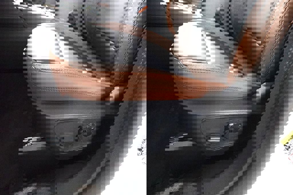 Certified 2025 Ford Bronco Sport Outer Banks w/ Outer Banks Tech Package+ image 11