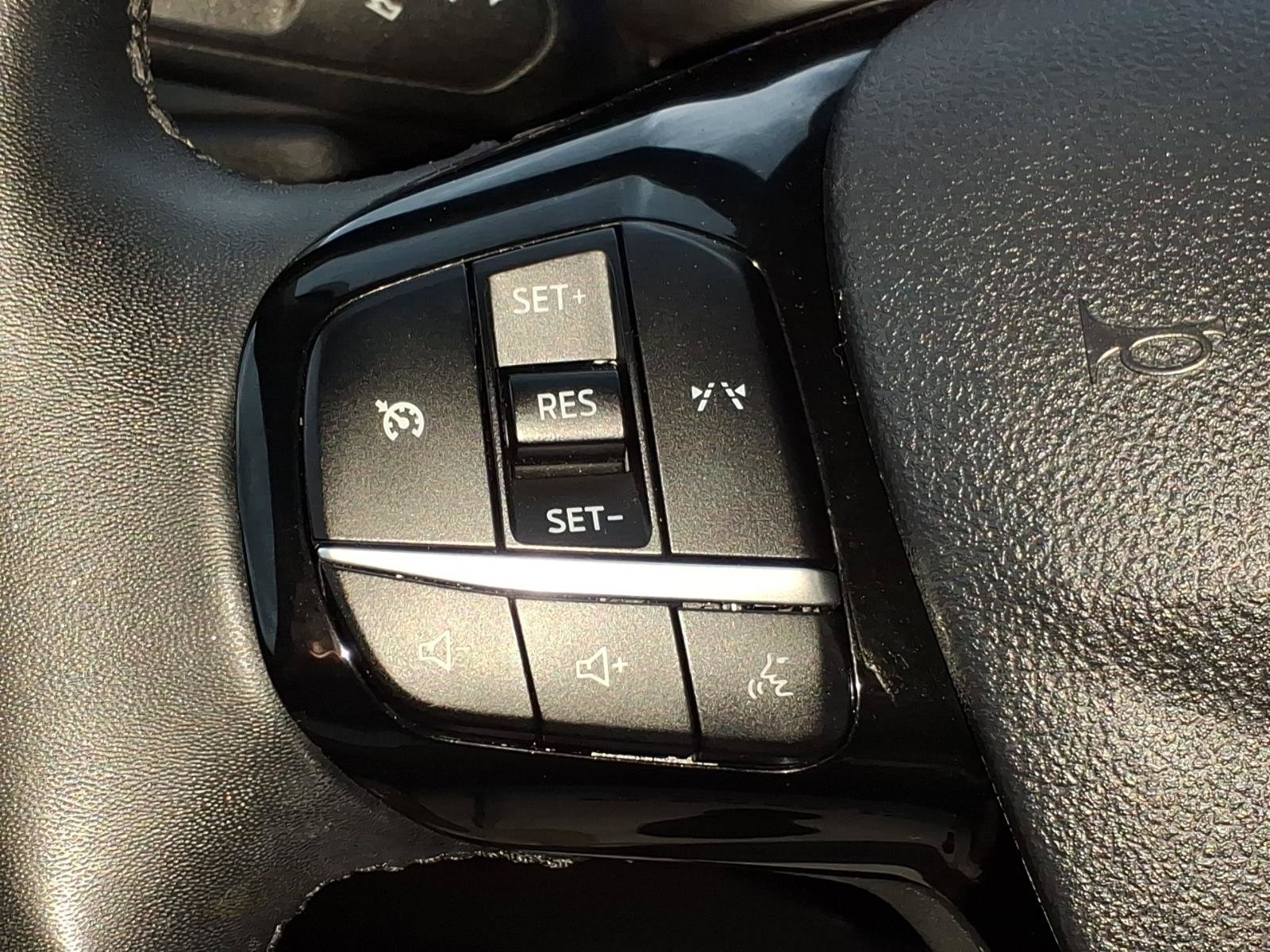 Certified 2023 Ford Escape Active AWD/4WD image 23