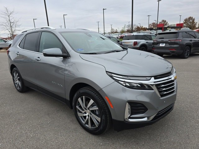 Used 2023 Chevrolet Equinox Premier image 7