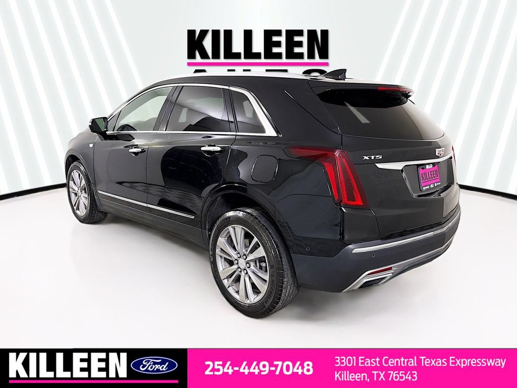 Used 2023 Cadillac XT5 Premium Luxury w/ Technology Package FWD image 7