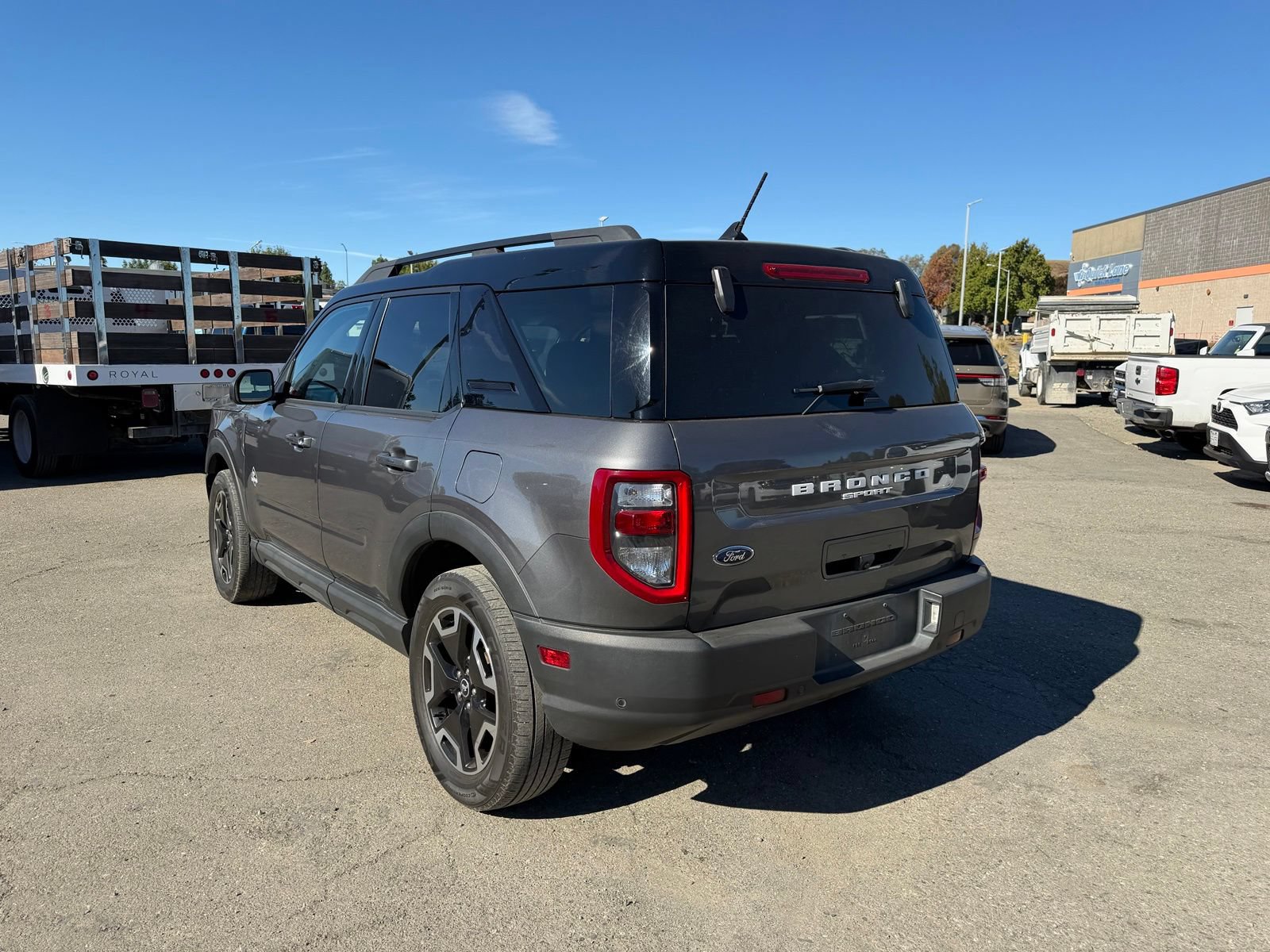 Certified 2021 Ford Bronco Sport Outer Banks w/ Outer Banks Package (96D) AWD/4WD image 3