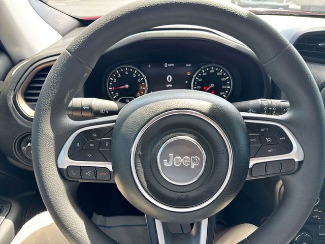 Used 2023 Jeep Renegade Latitude AWD/4WD image 15
