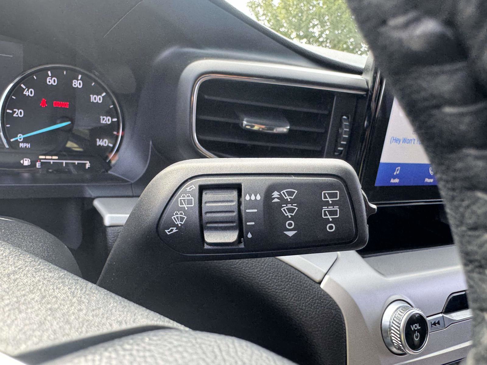 Certified 2022 Ford Explorer XLT w/ Equipment Group 202A image 31