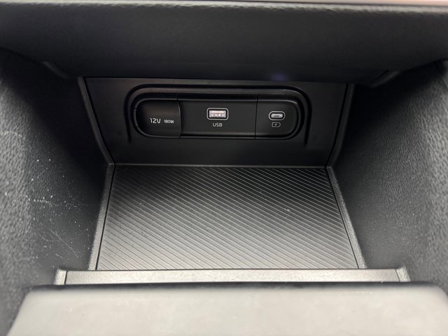 Used 2023 Kia Sportage LX image 19