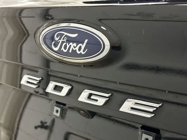 Certified 2024 Ford Edge Titanium w/ Equipment Group 301A AWD/4WD image 29