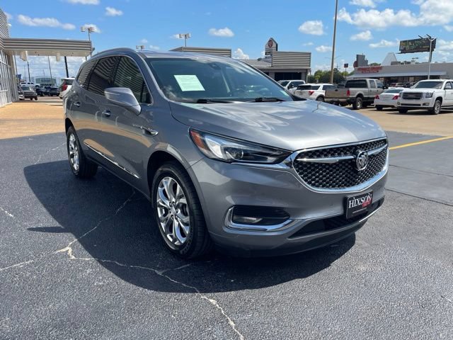 Used 2020 Buick Enclave Avenir w/ Avenir Technology Package FWD image 11
