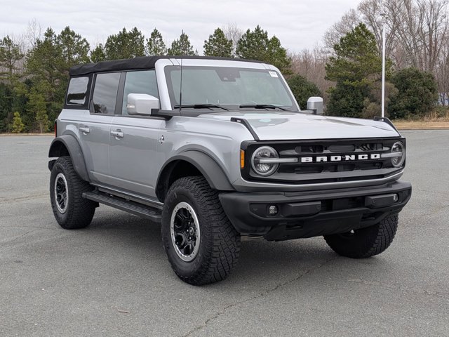 Certified 2023 Ford Bronco Outer Banks w/ Sasquatch Package
