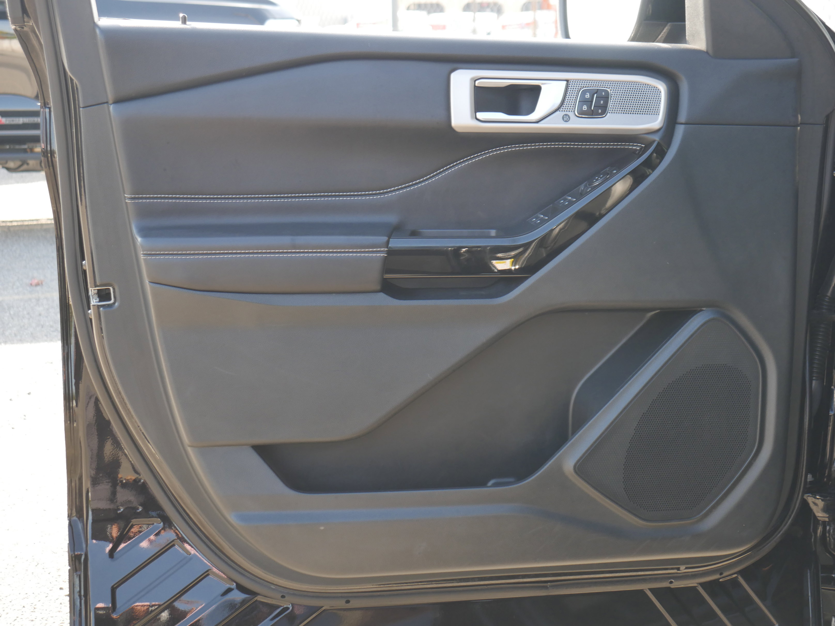 Certified 2021 Ford Explorer ST image 35