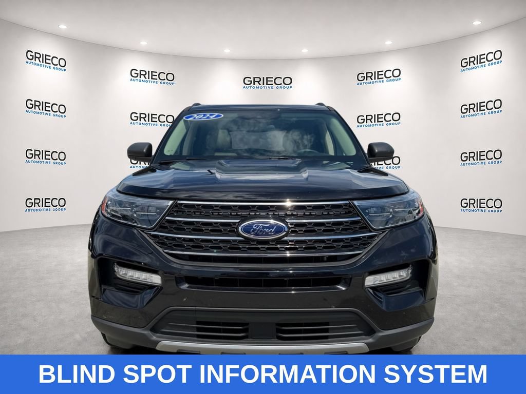 Certified 2024 Ford Explorer XLT w/ Equipment Group 202A AWD/4WD image 2