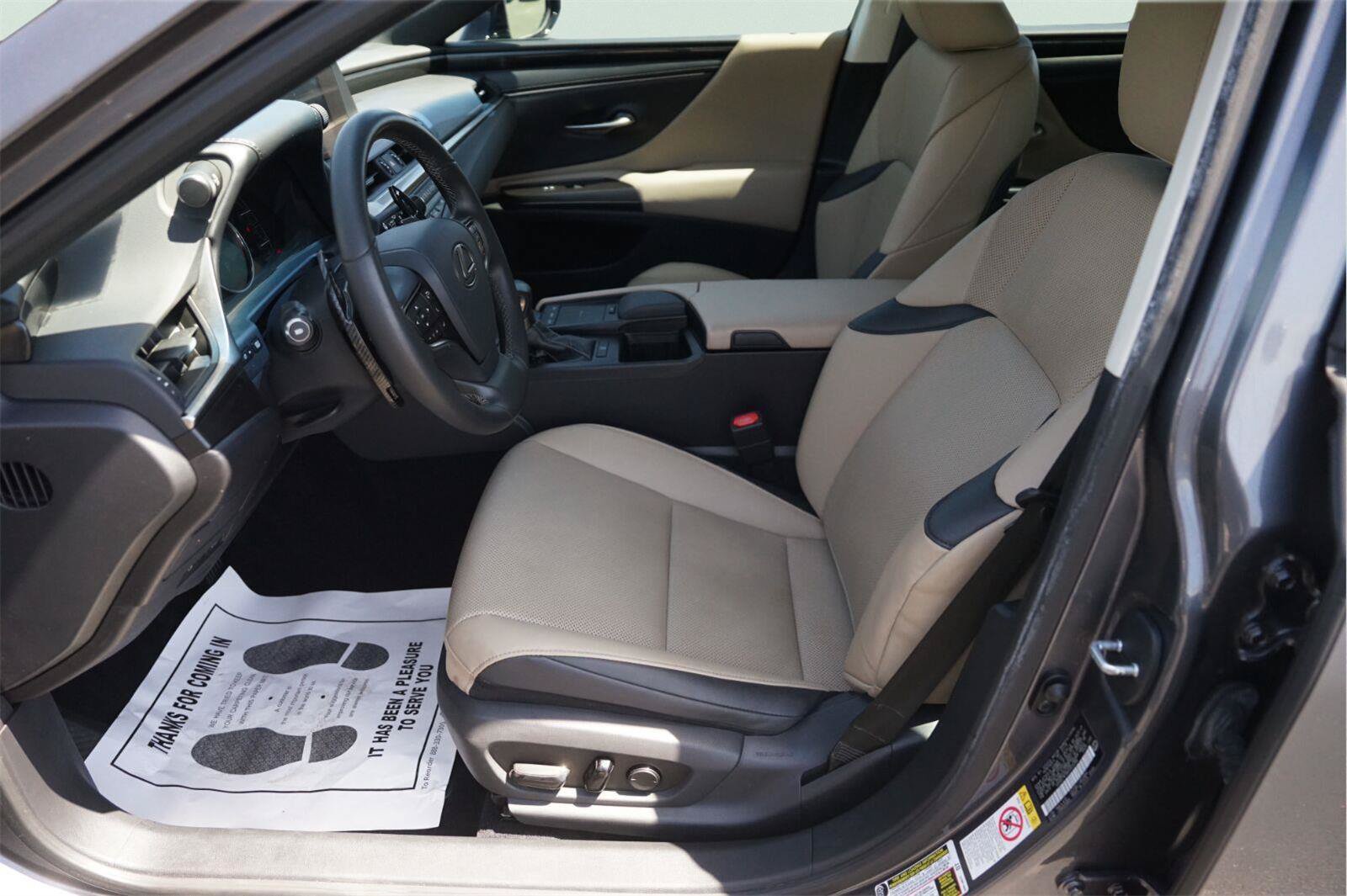 Used 2019 Lexus ES 350 w/ Accessory Package 2 FWD image 9