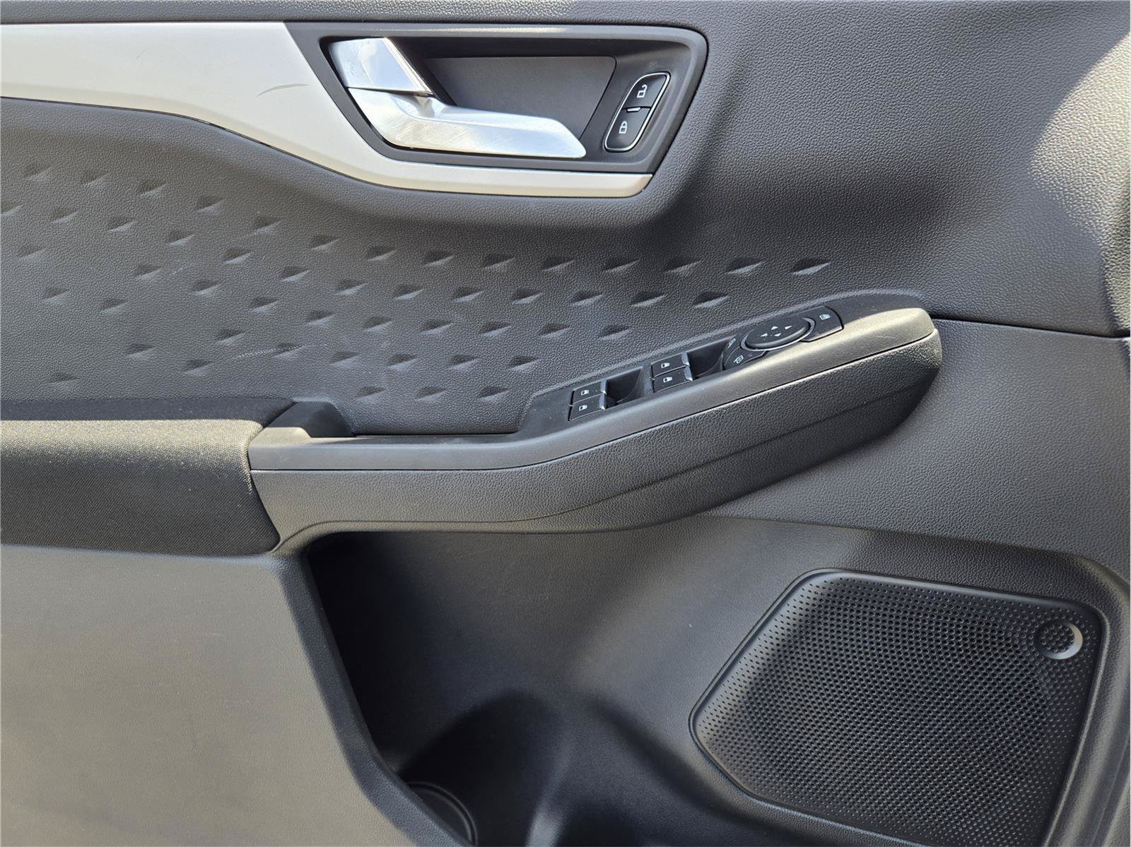Certified 2020 Ford Escape SE FWD image 21
