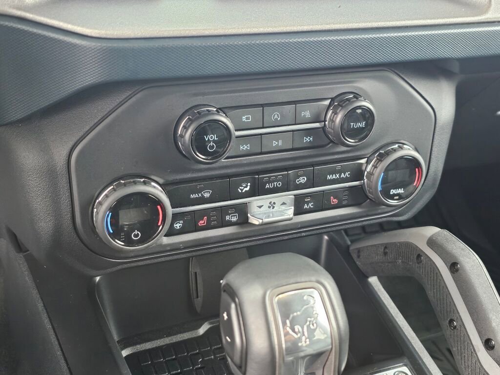 Certified 2024 Ford Bronco Outer Banks image 28