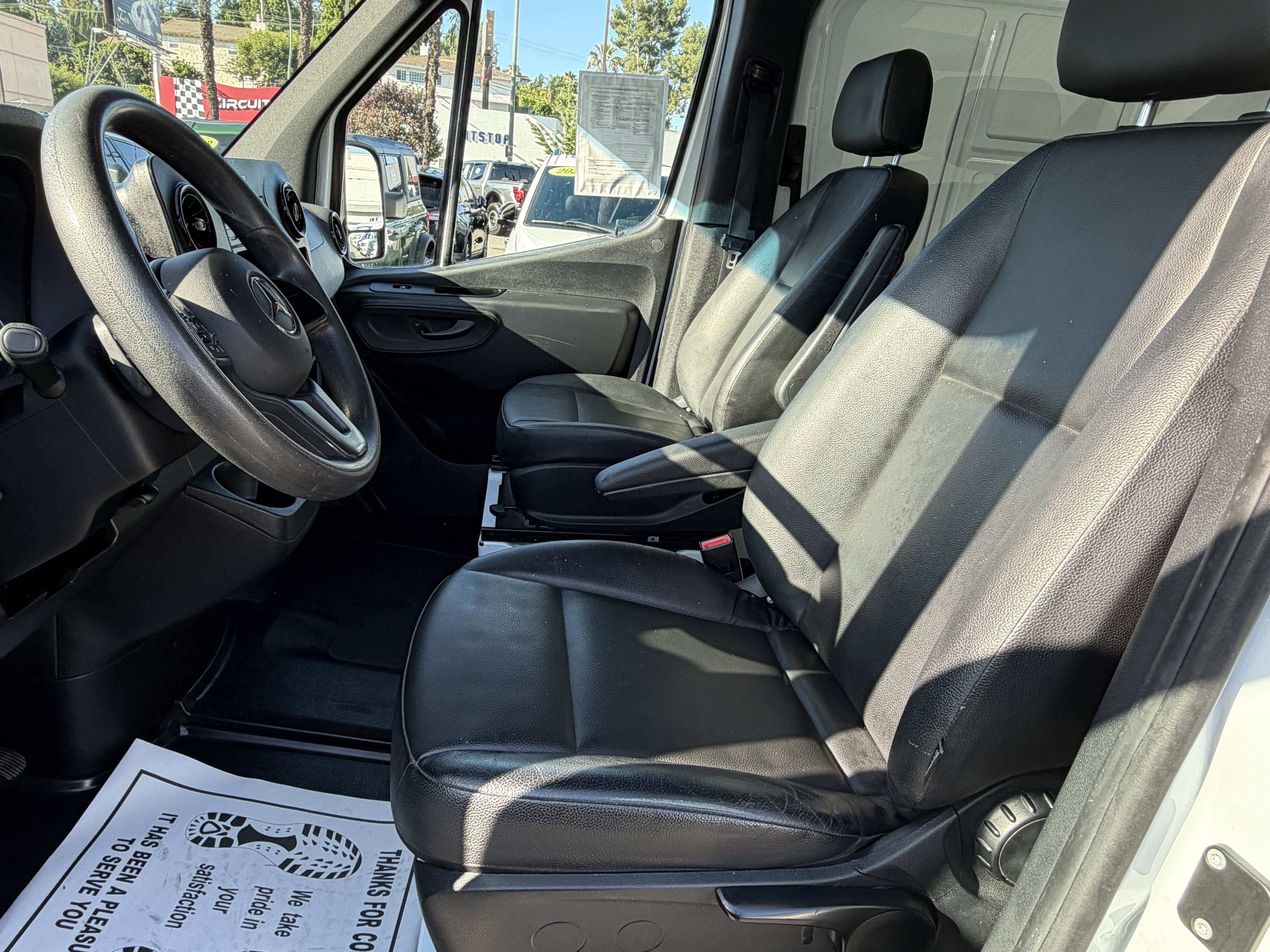 Used 2024 Mercedes-Benz Sprinter 2500 image 16