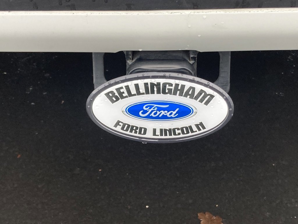 Used 2023 Nissan Titan SV w/ SV Convenience Package image 9