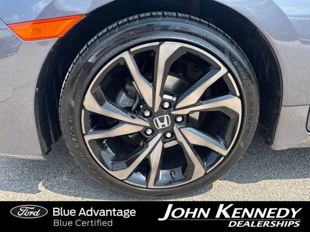 Used 2019 Honda Civic Sport image 2