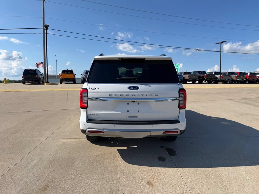 Certified 2024 Ford Expedition Limited AWD/4WD image 6