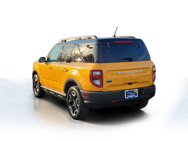 Certified 2023 Ford Bronco Sport Outer Banks w/ Tech Package AWD/4WD image 5
