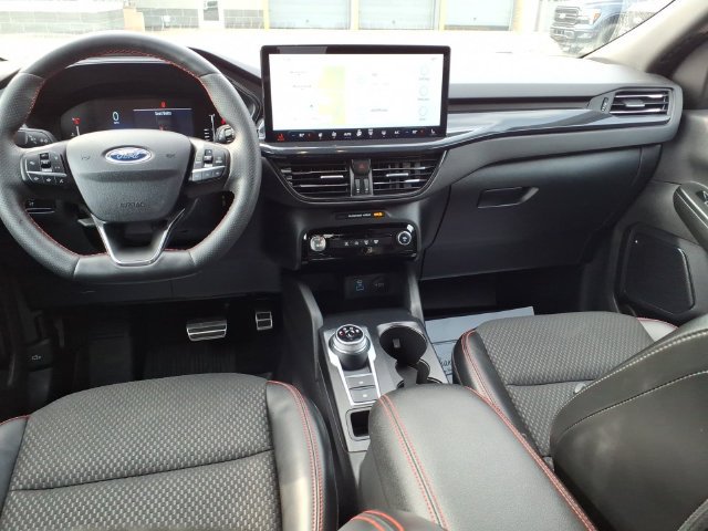 Certified 2023 Ford Escape ST-Line w/ Tech Pack #1 AWD/4WD image 10