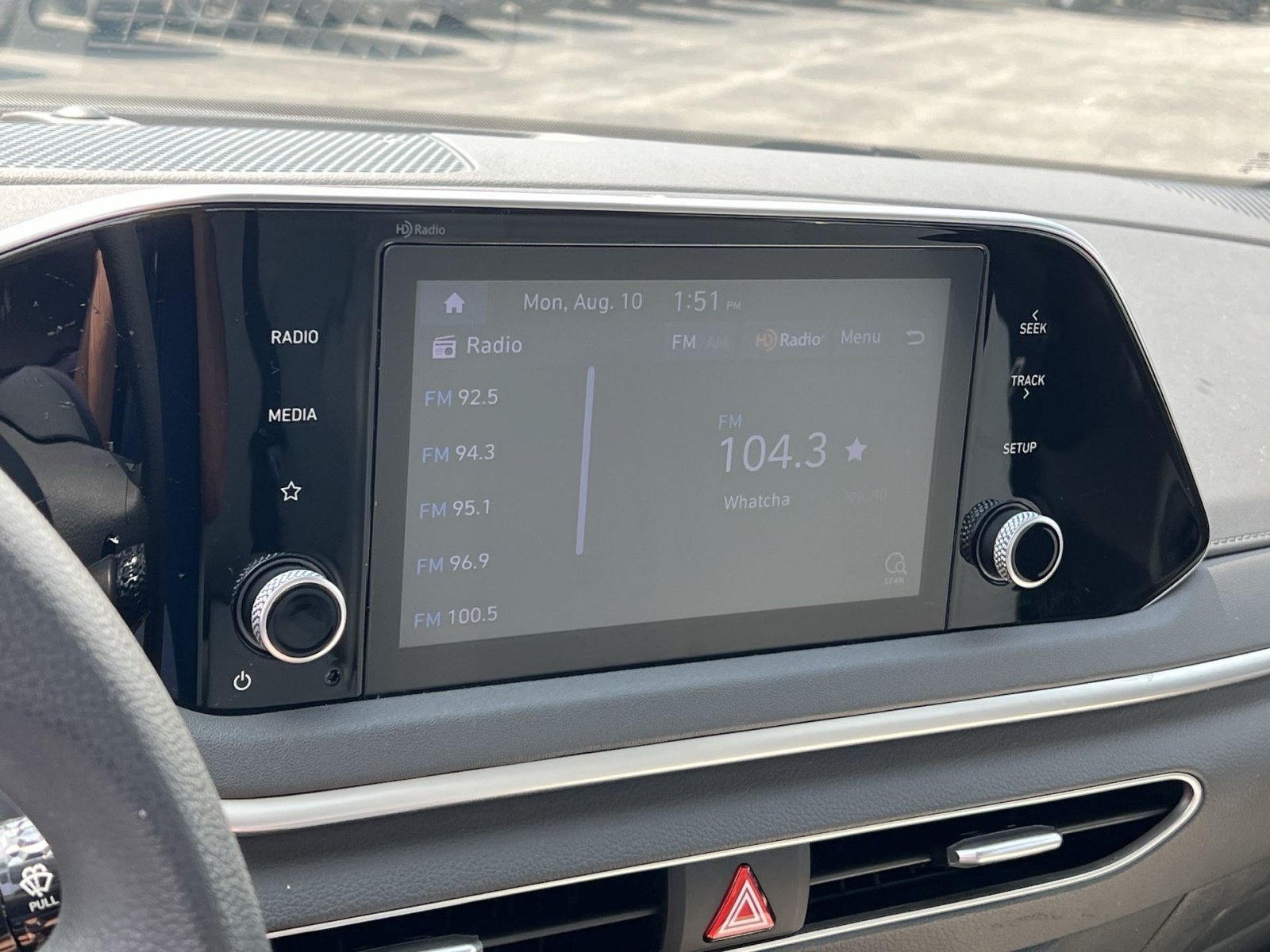 Used 2023 Hyundai Sonata SE w/ Preferred Accessory Package FWD image 18