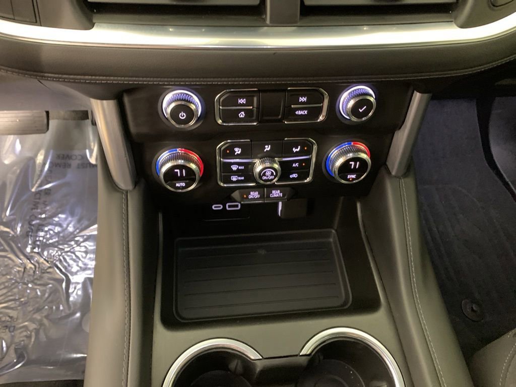 Used 2022 GMC Yukon SLE w/ Gmc Pro Safety Plus Package AWD/4WD image 25
