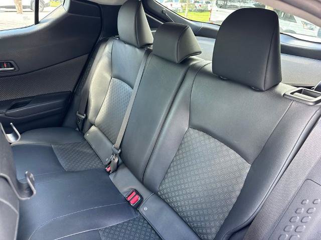 Used 2022 Toyota C-HR Limited FWD image 11