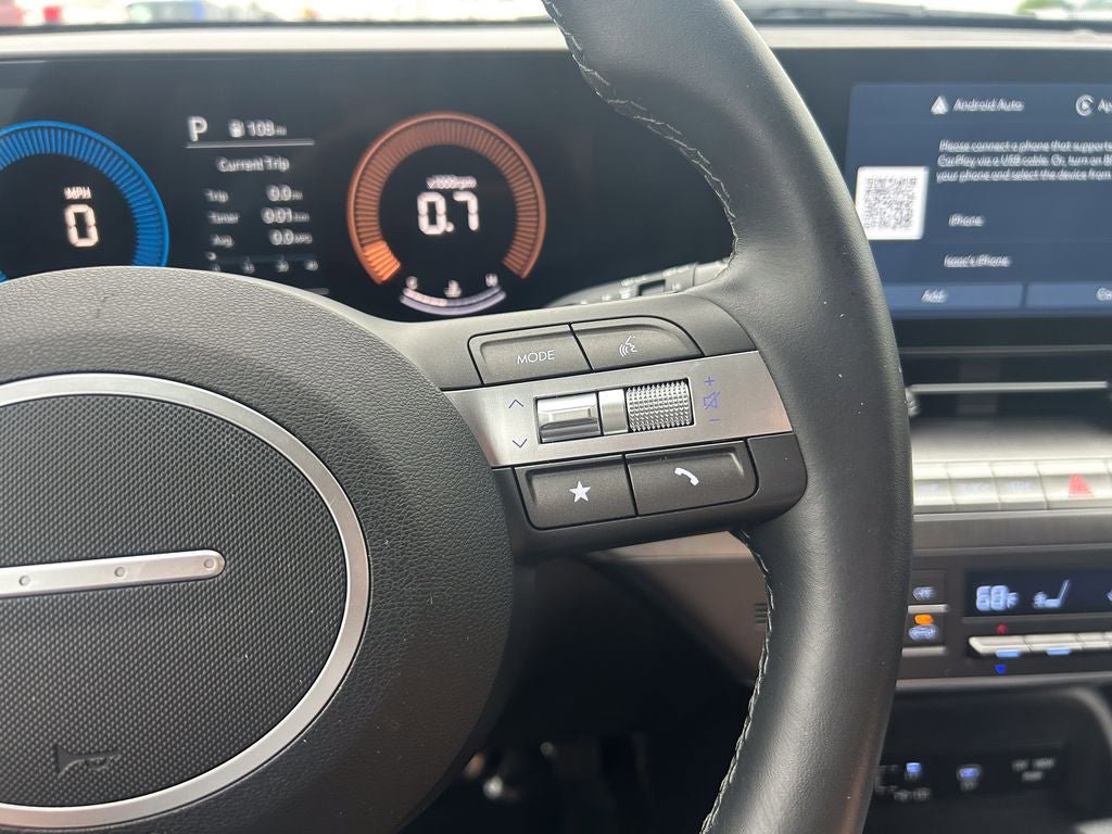 Used 2025 Hyundai Kona SEL FWD image 28