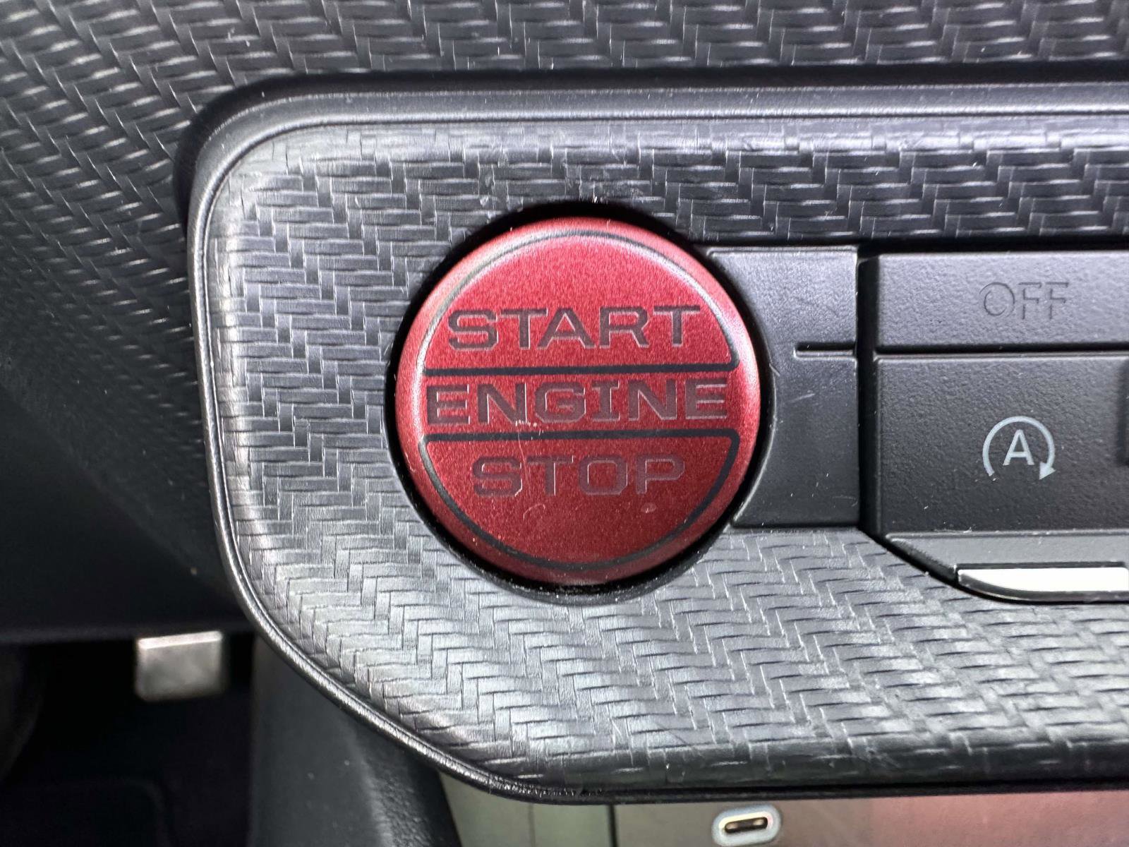 Certified 2025 Ford Mustang Premium image 24