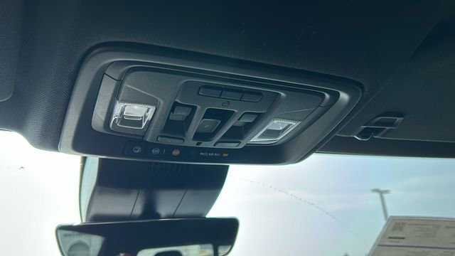 Used 2025 Chevrolet Silverado 3500 High Country w/ High Country Premium Package image 23