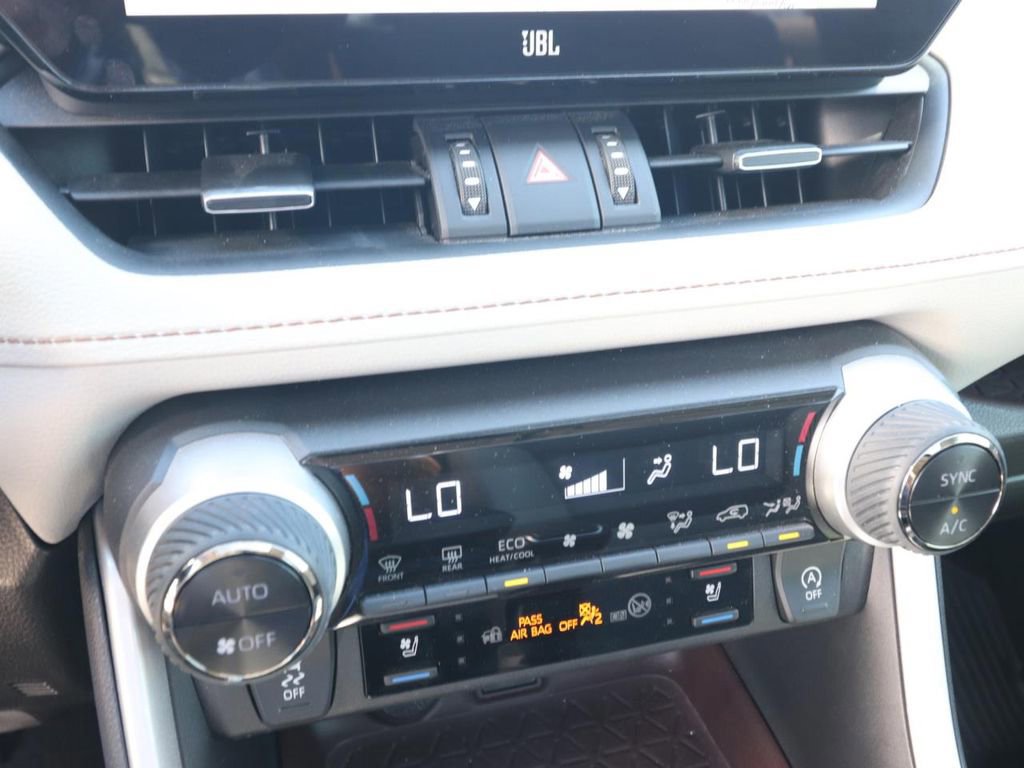 Used 2024 Toyota RAV4 Limited image 20