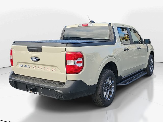 Certified 2025 Ford Maverick XLT w/ XLT Luxury Package FWD image 3