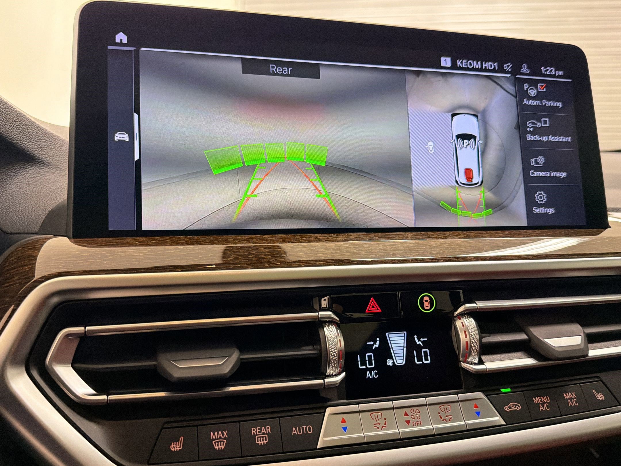 Used 2023 BMW X3 sDrive30i w/ Premium Package image 25