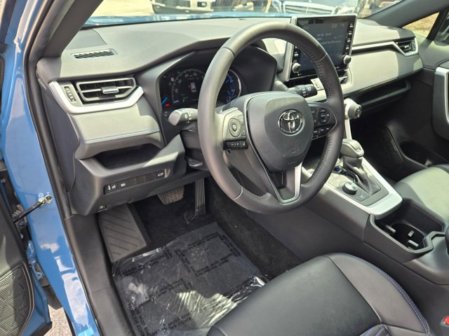 Used 2022 Toyota RAV4 XSE AWD/4WD image 10