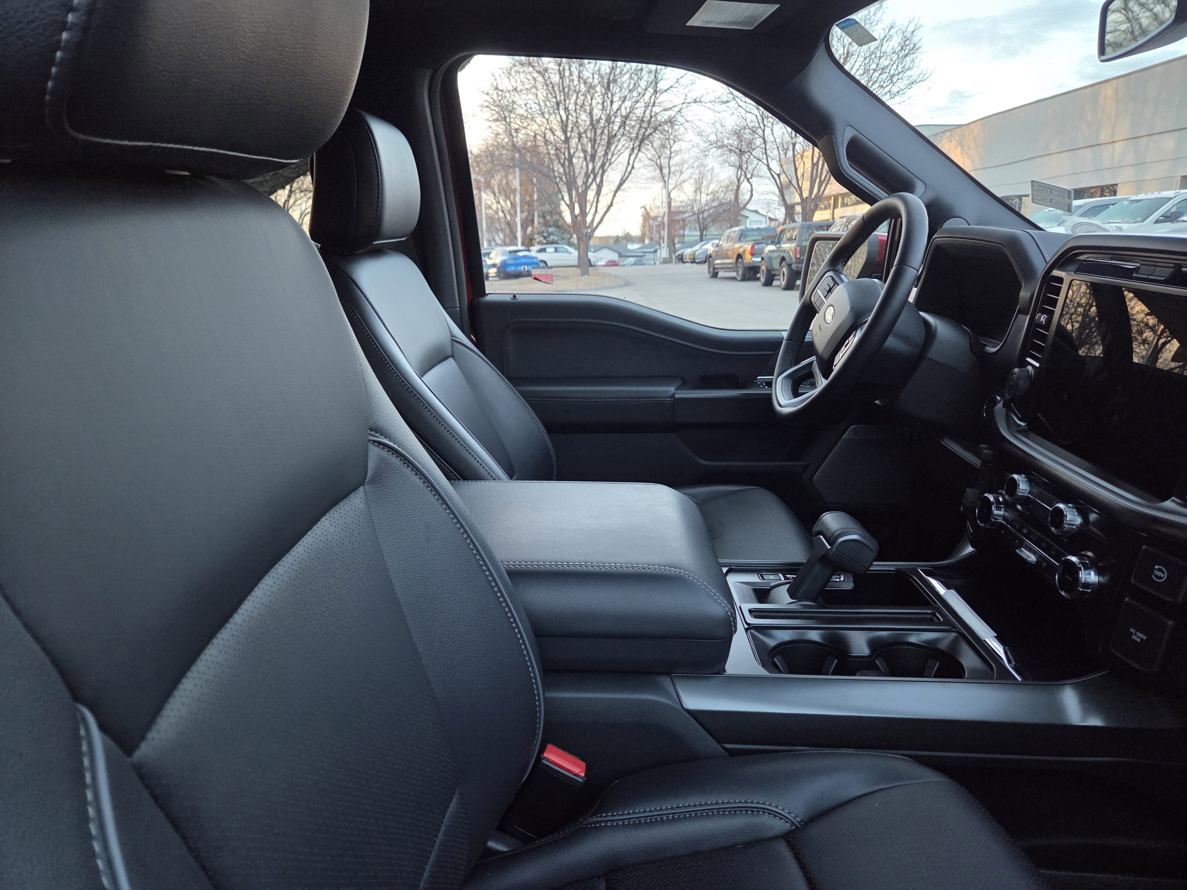 Certified 2025 Ford F150 Lariat w/ Equipment Group 501A Mid image 17