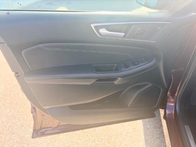 Certified 2024 Ford Edge Titanium image 13